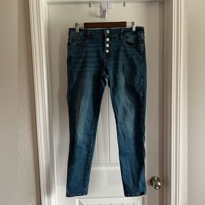 Old Navy Rockstar Super Skinny Jeans